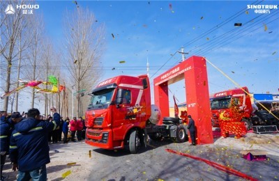 中国重汽3月重卡销量超3万！首季夺冠，征途无畏！