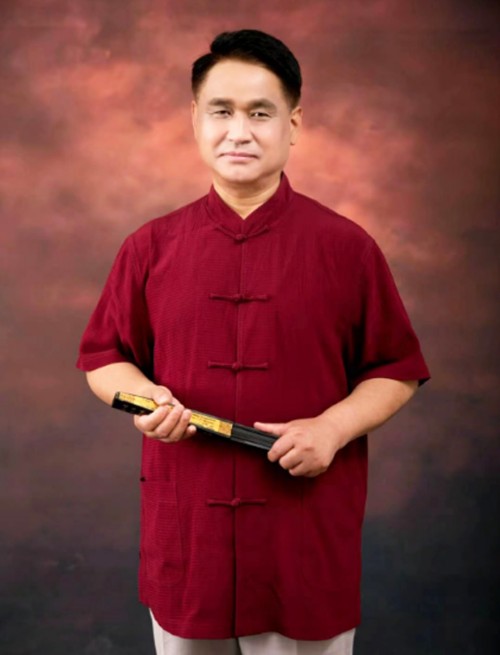 中国当代易学家、太极门风水学创始人 ——潘长军