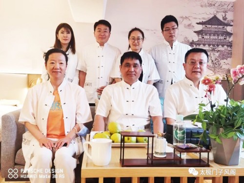 中国当代易学家、太极门风水学创始人 ——潘长军