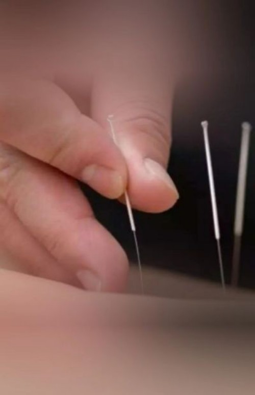 中国中医代表人物 妙手仁心五十载老中医专家——齐生亮