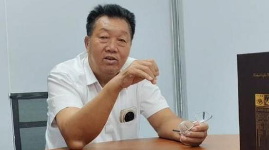 花甲乡贤归故里，以草本咖啡铺就乡村振兴路 ——记亿达佳实业集团董事长、草本咖啡产业链创始人张石光