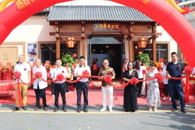 李永强：从实业报国到“大爱”助农，以创新消费模式致敬抗战精神