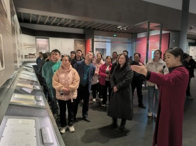 屏山锦屏镇组织部分党员干部群众赴川渝多地开展参观学